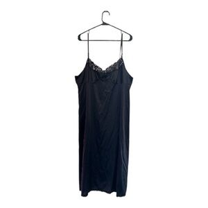 Vintage 90’s/Y2K Vassarette Black Lace Trim Slip Dress Sz 44 (Modern L/XL)